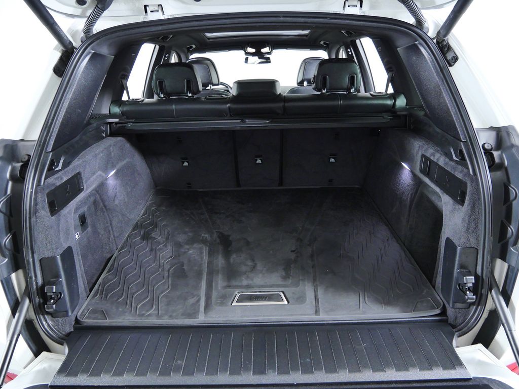 Thumbnail: 2024 BMW X5 - 28