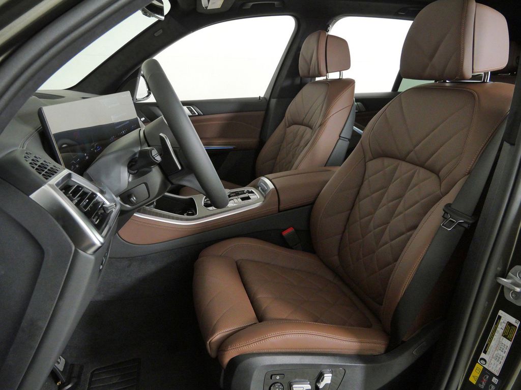Thumbnail: 2026 BMW X5 - 36