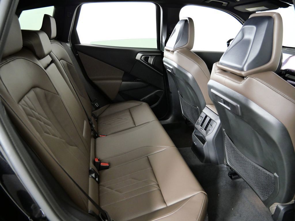 Thumbnail: 2026 BMW X3 - 25