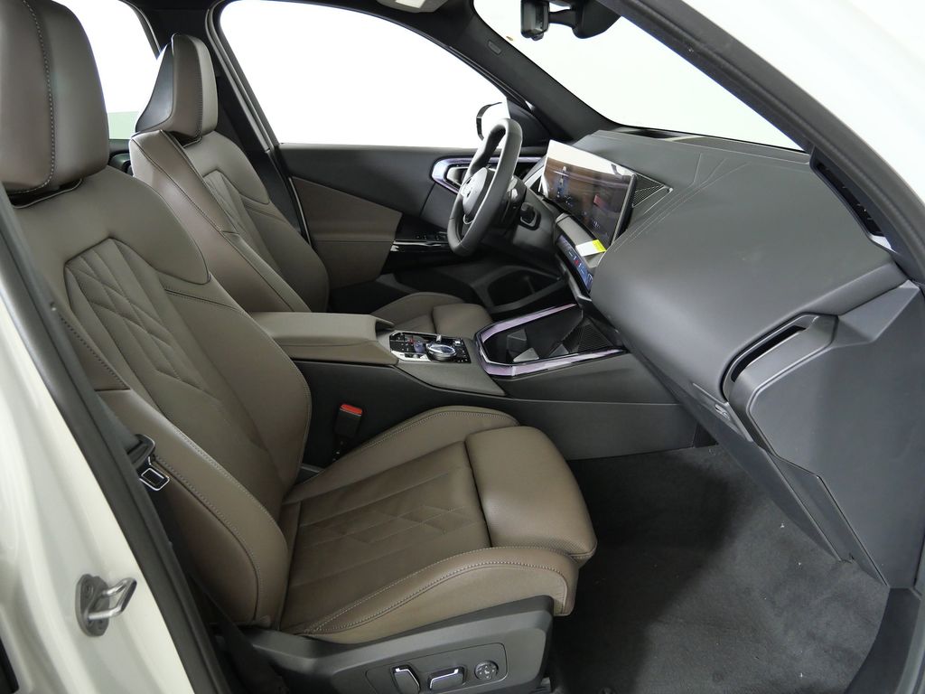 Thumbnail: 2026 BMW X3 - 21