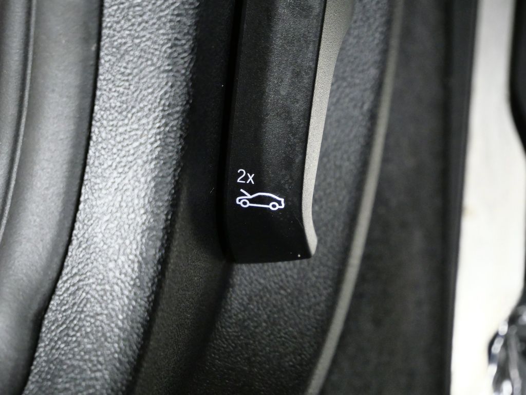 Thumbnail: 2024 BMW Z4 - 38