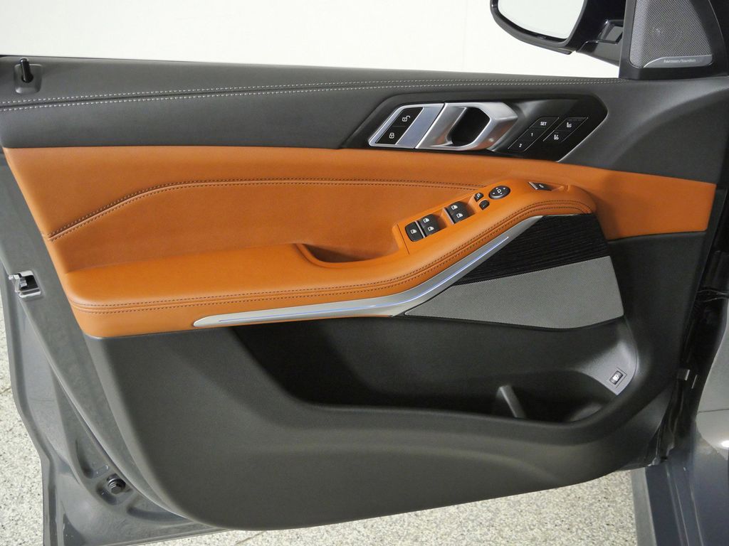 Thumbnail: 2026 BMW X5 - 34