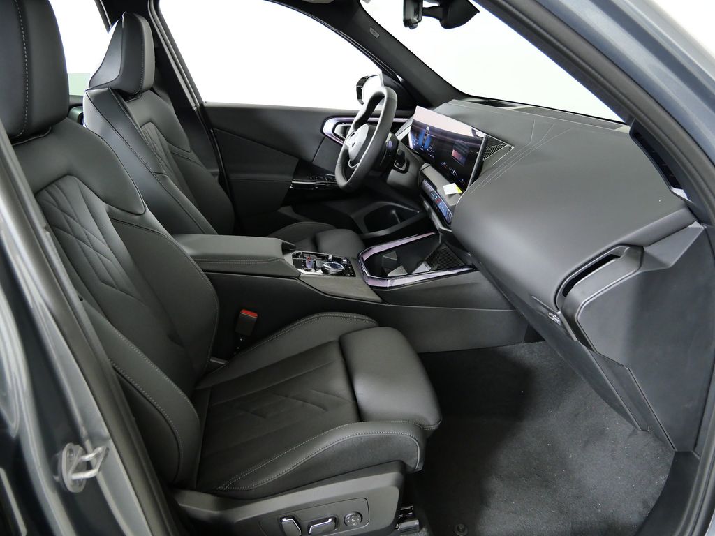 Thumbnail: 2026 BMW X3 - 21