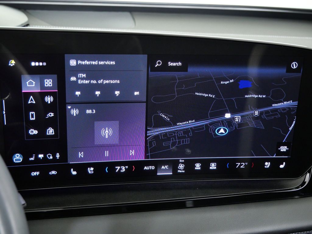 Thumbnail: 2025 Audi Q6 e-tron - 41