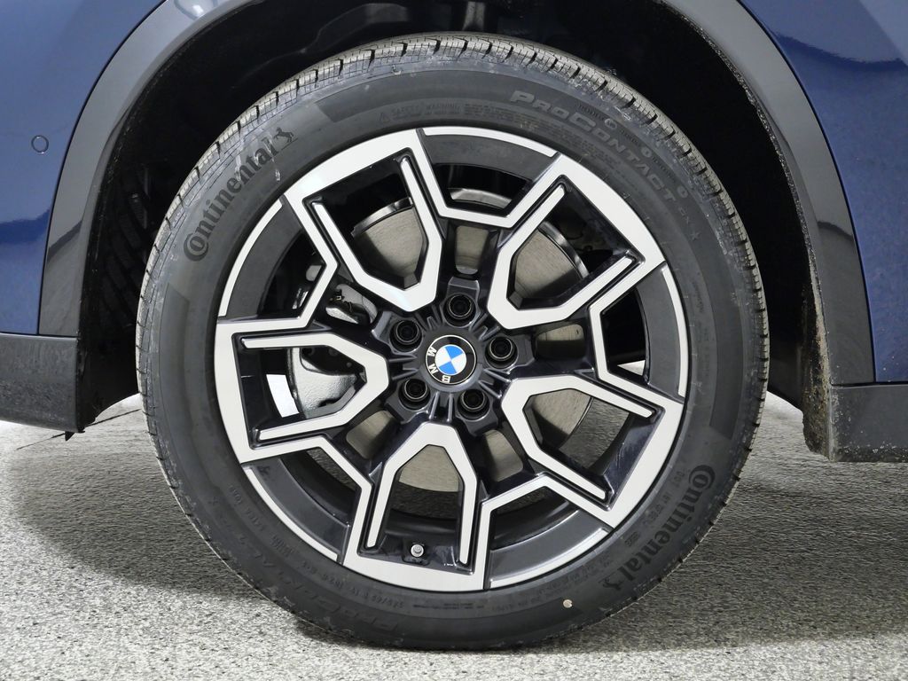 Thumbnail: 2026 BMW X1 - 17