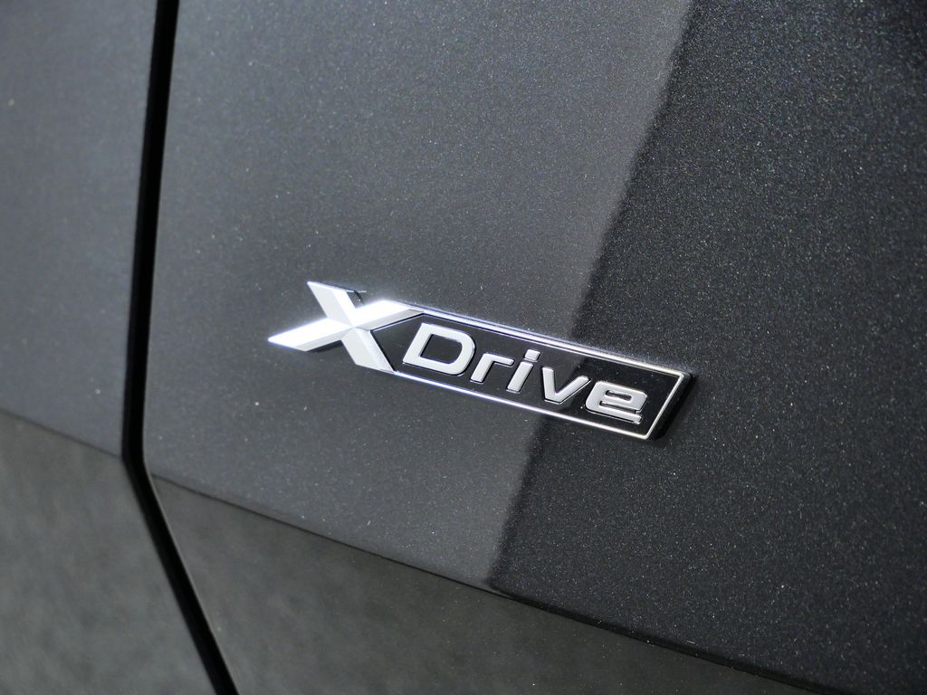 Thumbnail: 2026 BMW X3 - 13