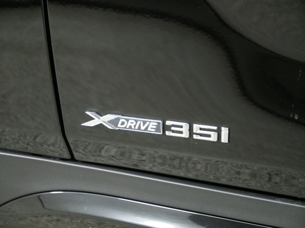 Thumbnail: 2014 BMW X1 - 15