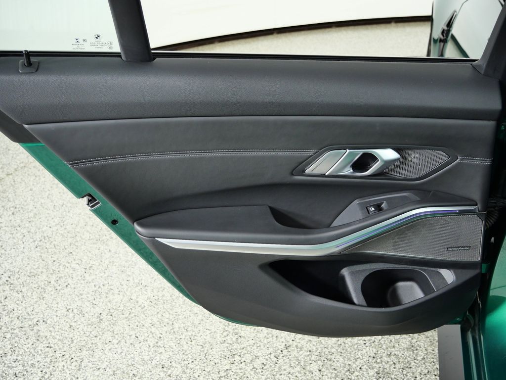 Thumbnail: 2022 BMW M3 - 29