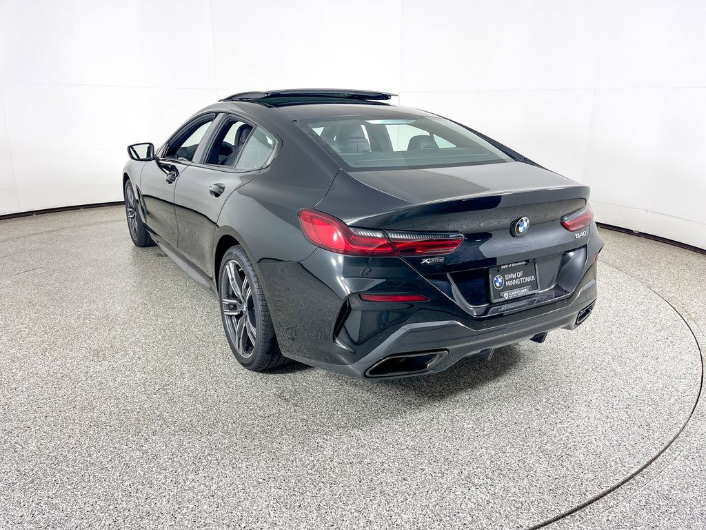 Thumbnail: 2025 BMW 8 Series - 12