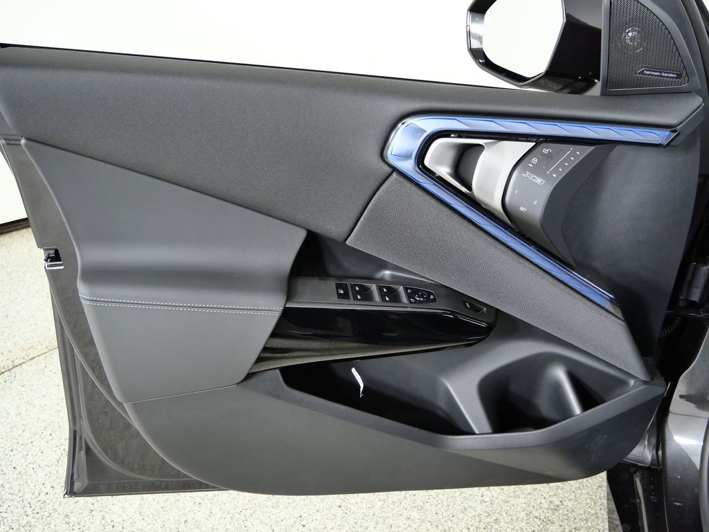 Thumbnail: 2026 BMW X3 - 33