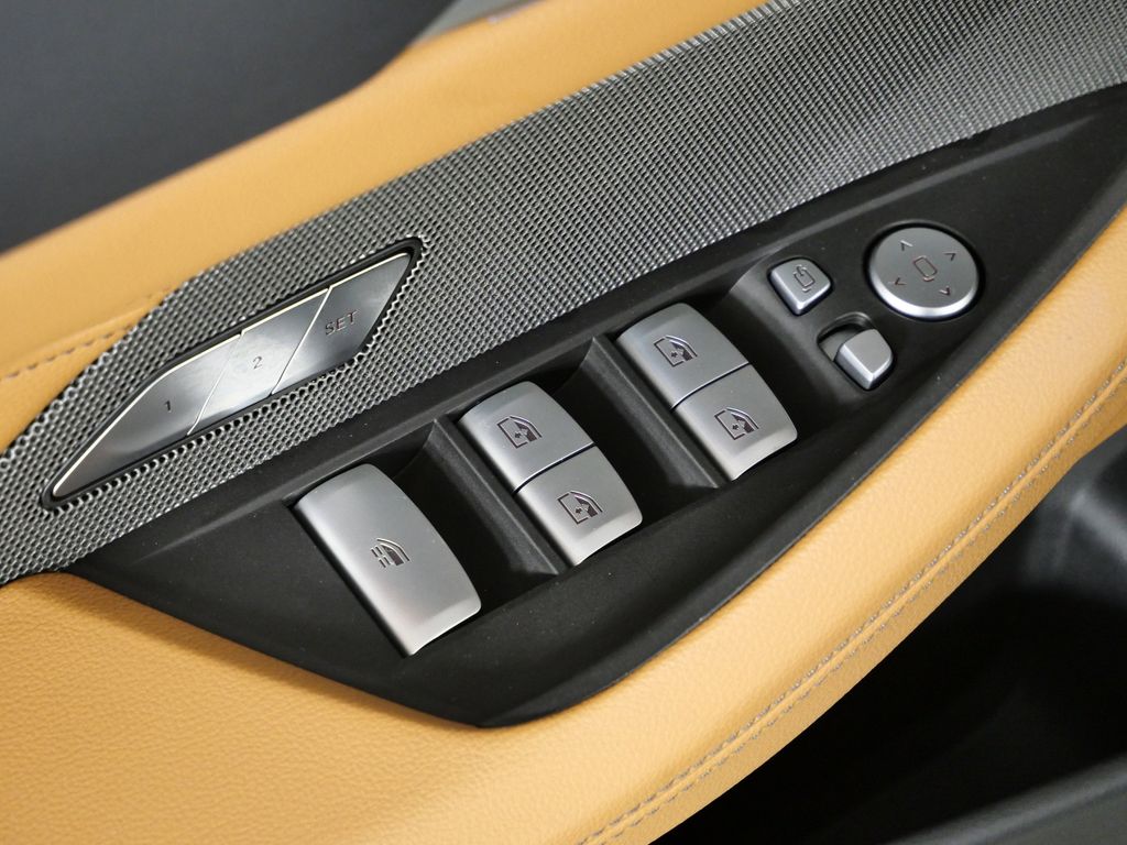 Thumbnail: 2025 BMW 4 Series - 36