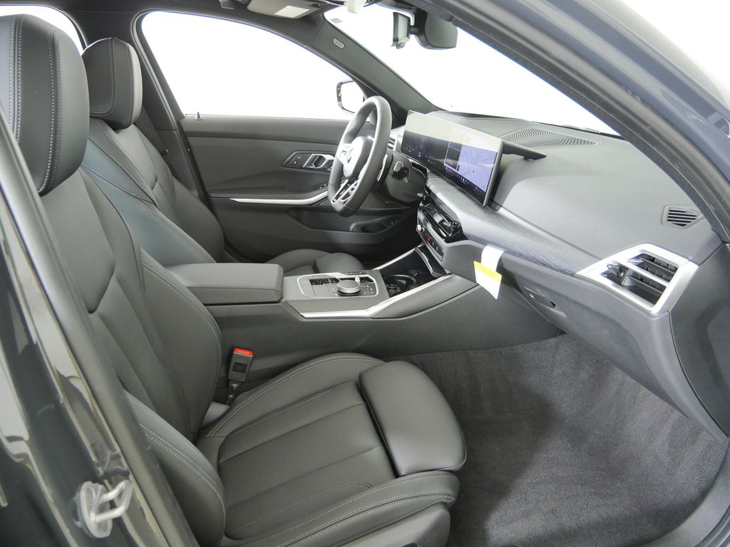 Thumbnail: 2026 BMW 3 Series - 20