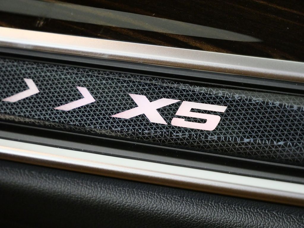 Thumbnail: 2026 BMW X5 - 24