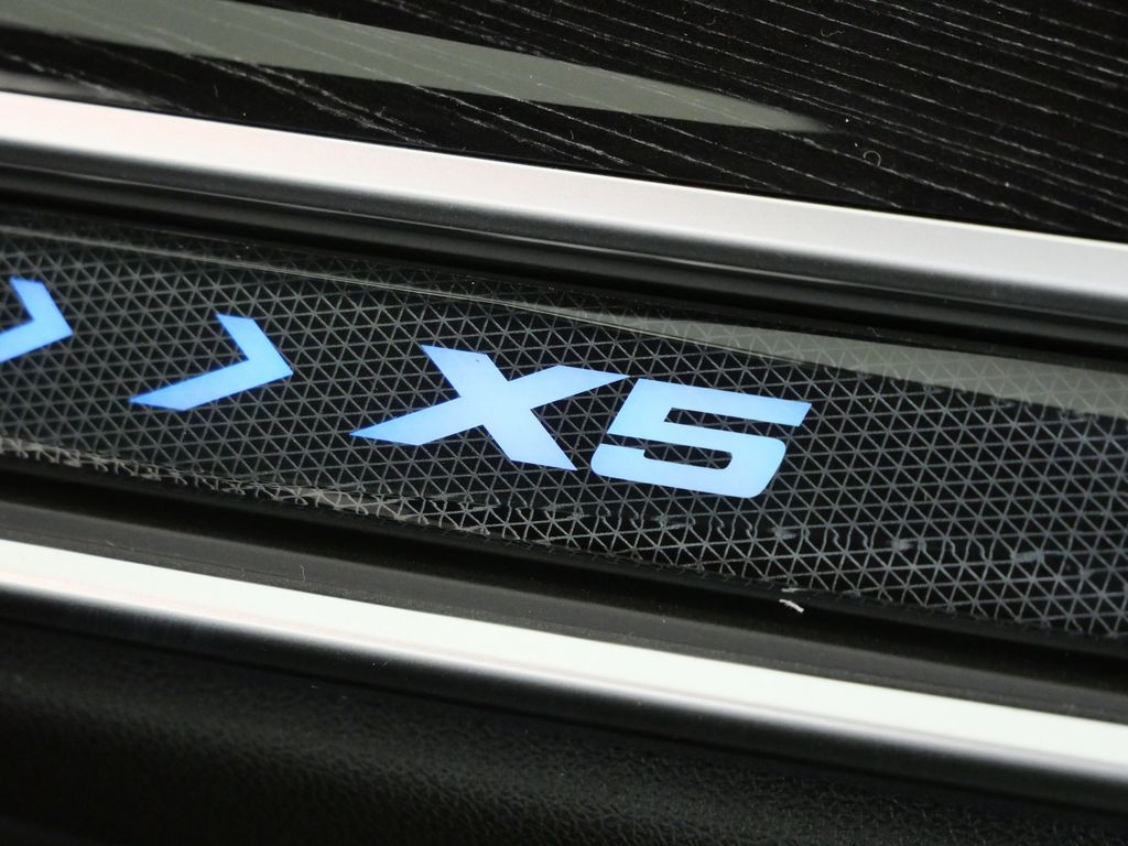 Thumbnail: 2026 BMW X5 - 24