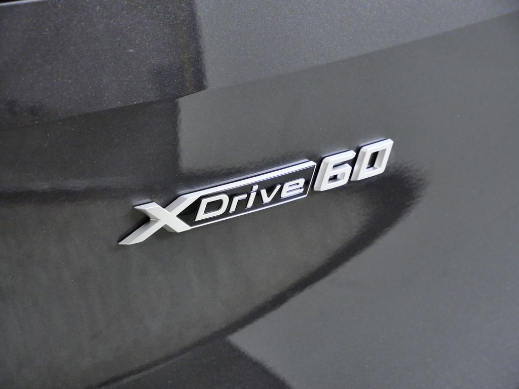 Thumbnail: 2026 BMW iX - 12