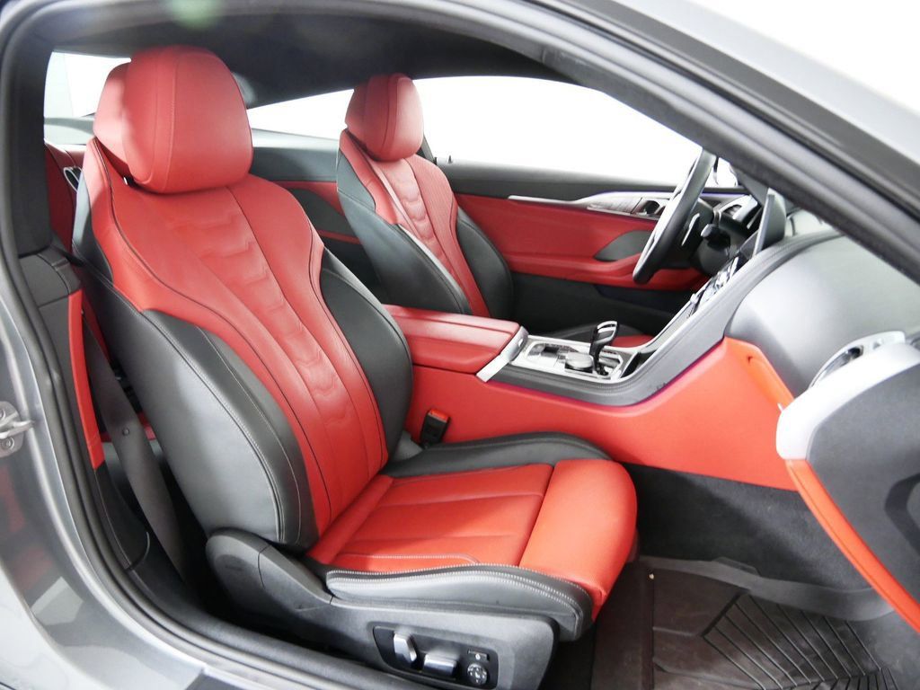 Thumbnail: 2024 BMW 8 Series - 24