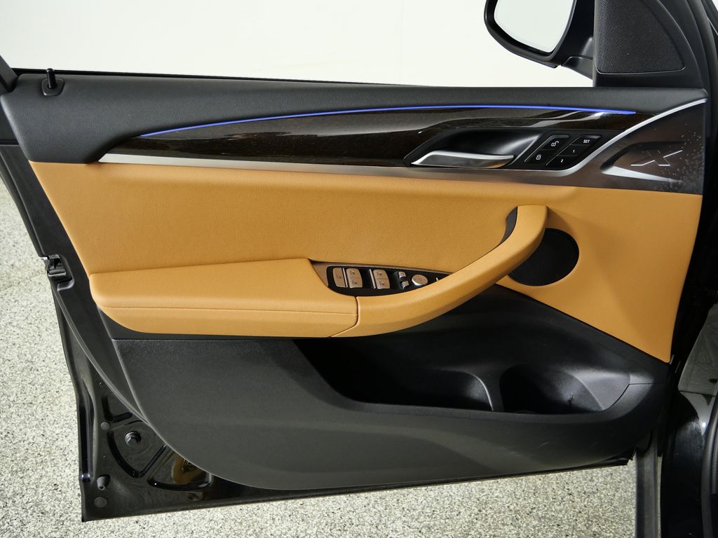 Thumbnail: 2022 BMW X3 - 33