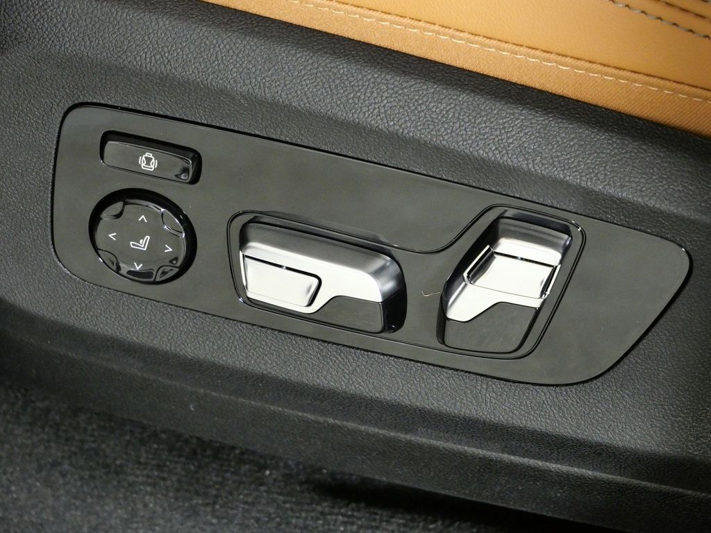 Thumbnail: 2026 BMW X5 - 39