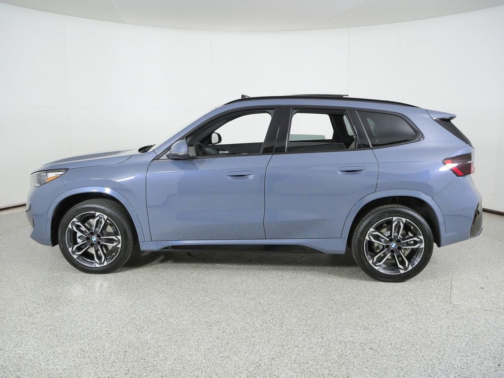 Thumbnail: 2026 BMW X1 - 15