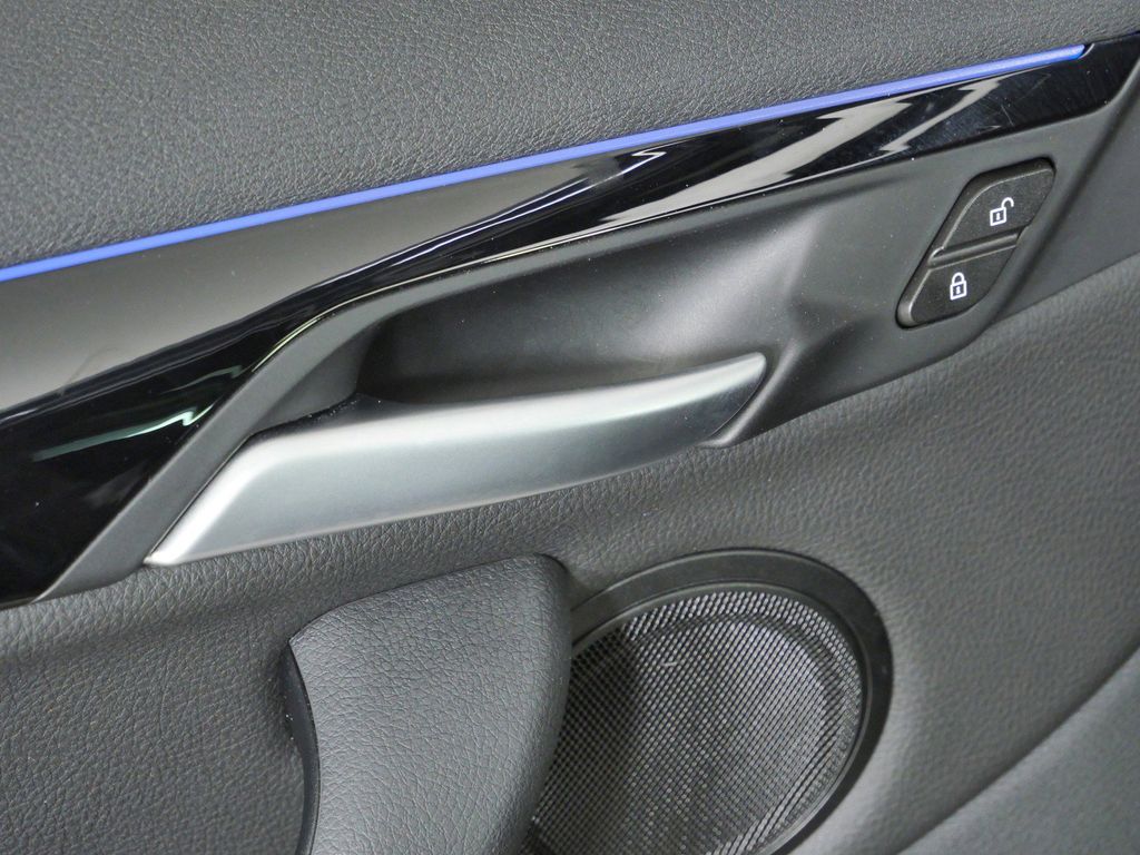 Thumbnail: 2021 BMW X1 - 36