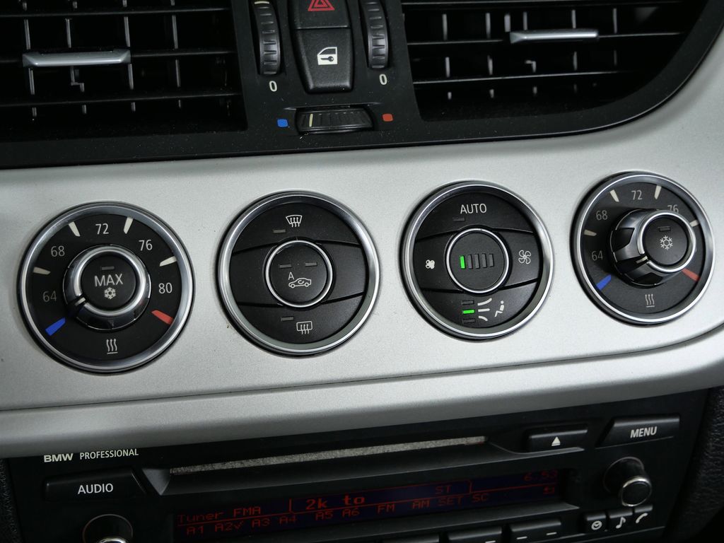 Thumbnail: 2009 BMW Z4 - 35