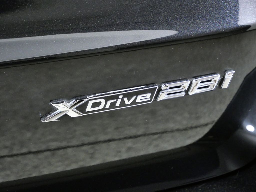 Thumbnail: 2023 BMW X1 - 15