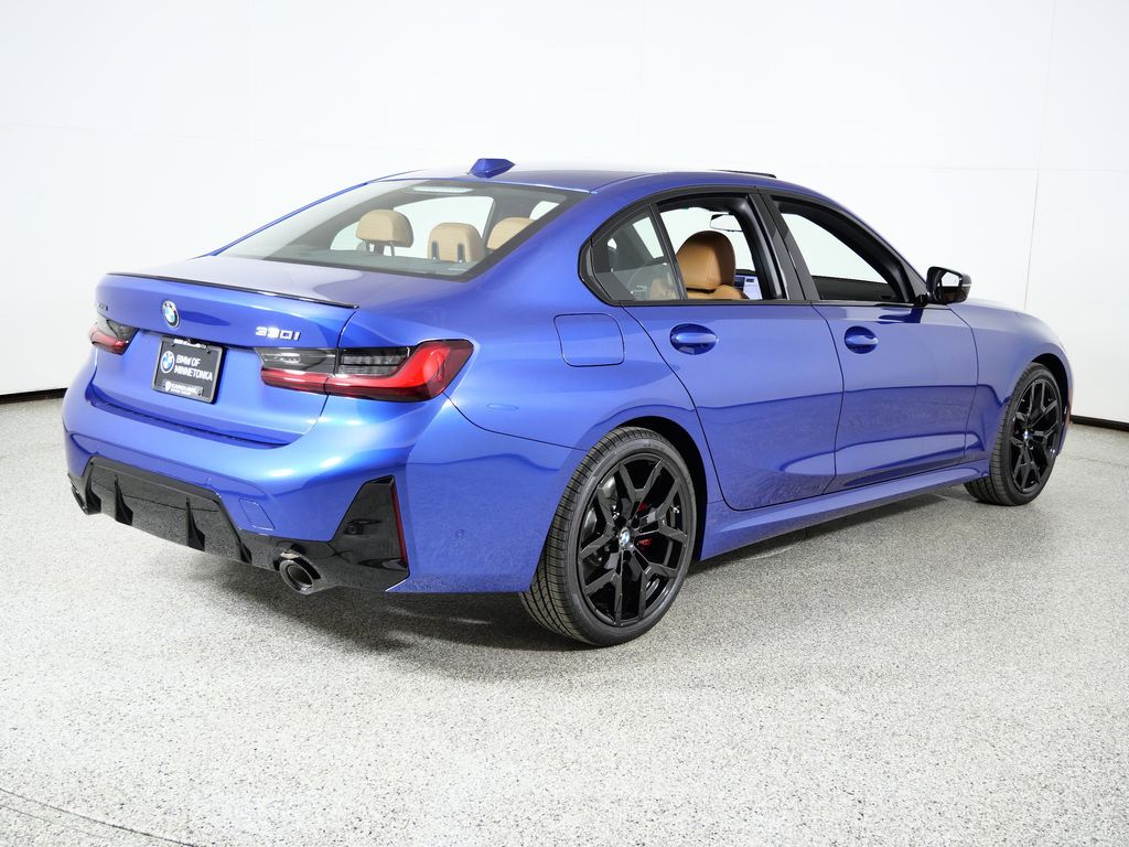 Thumbnail: 2026 BMW 3 Series - 9