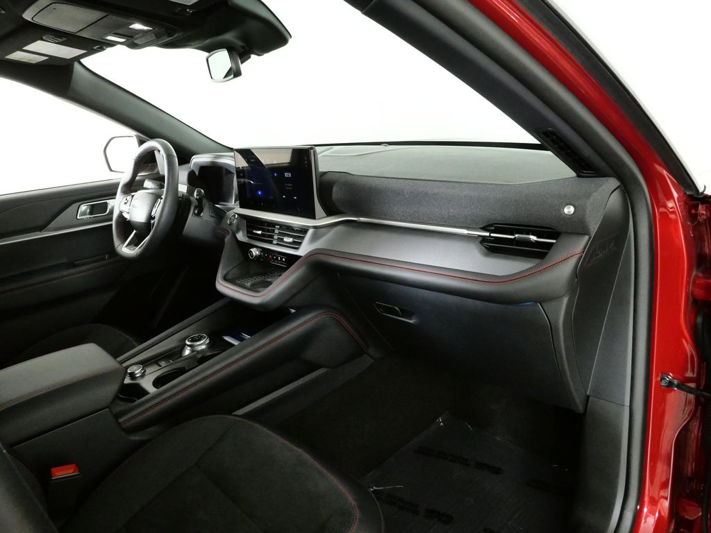 Thumbnail: 2025 Ford Explorer - 22