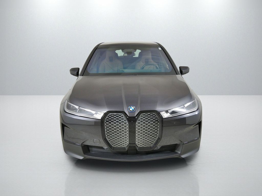 Thumbnail: 2023 BMW iX - 19