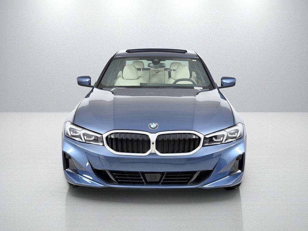 Thumbnail: 2026 BMW 3 Series - 3