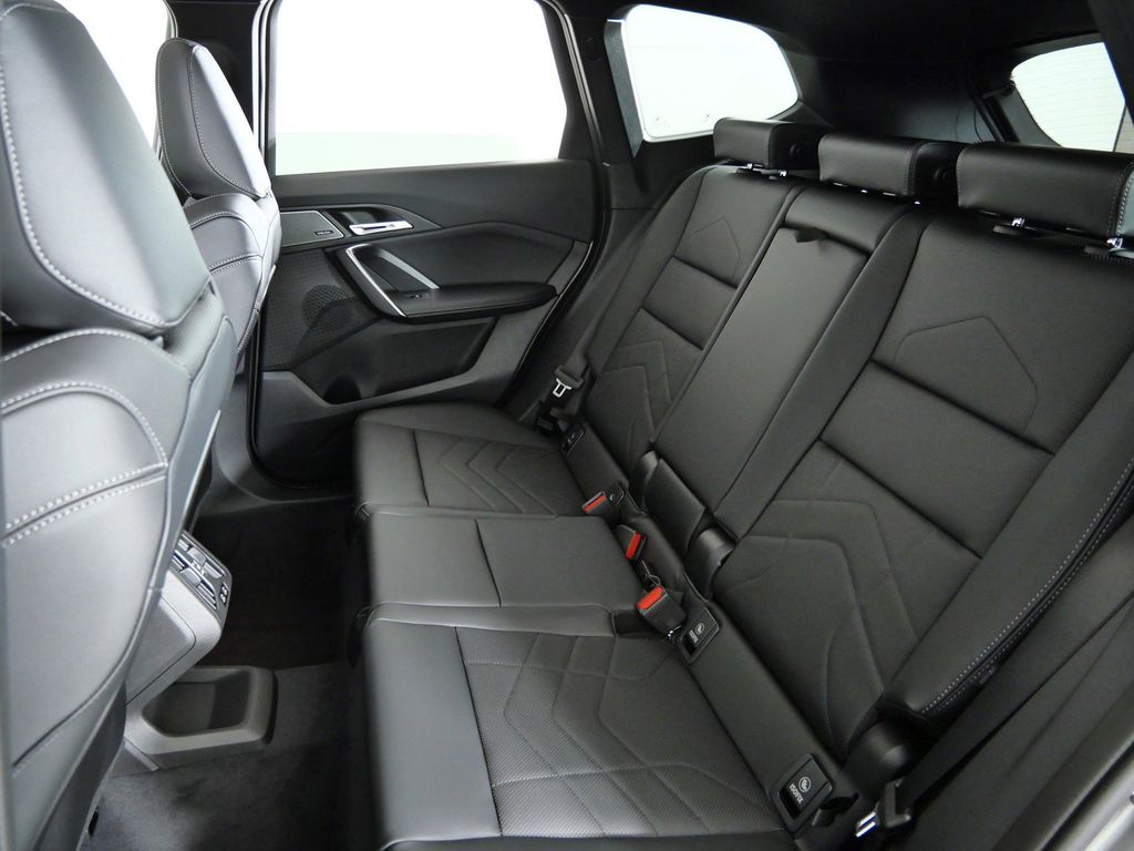 Thumbnail: 2026 BMW X1 - 30