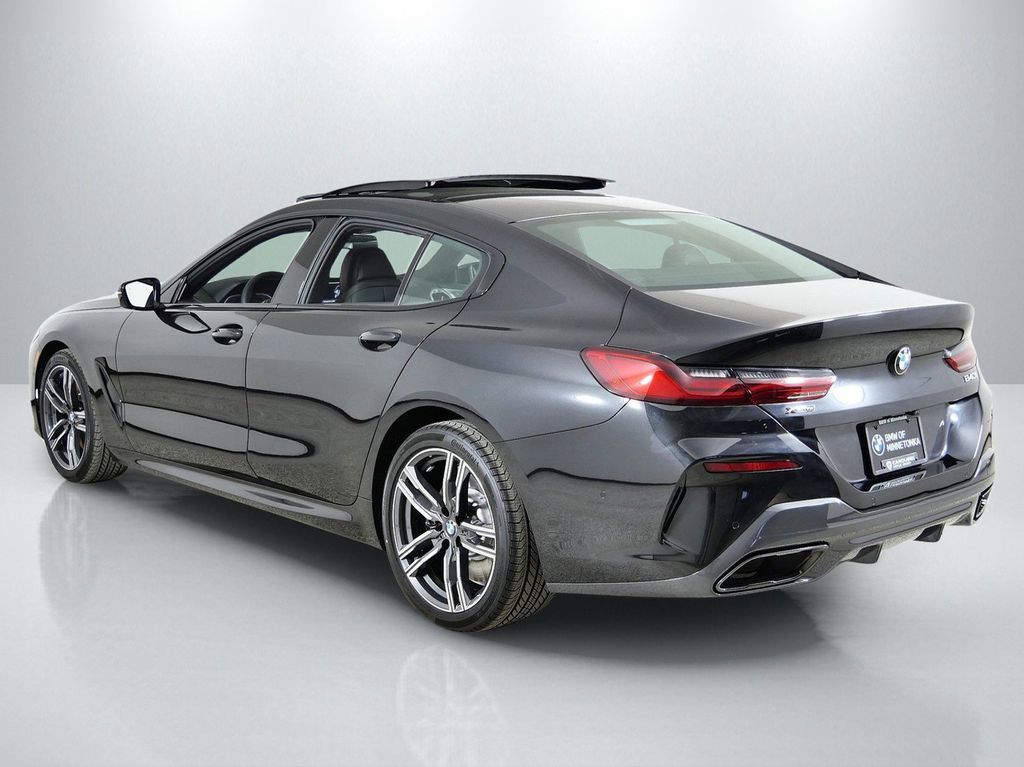 Thumbnail: 2026 BMW 8 Series - 15