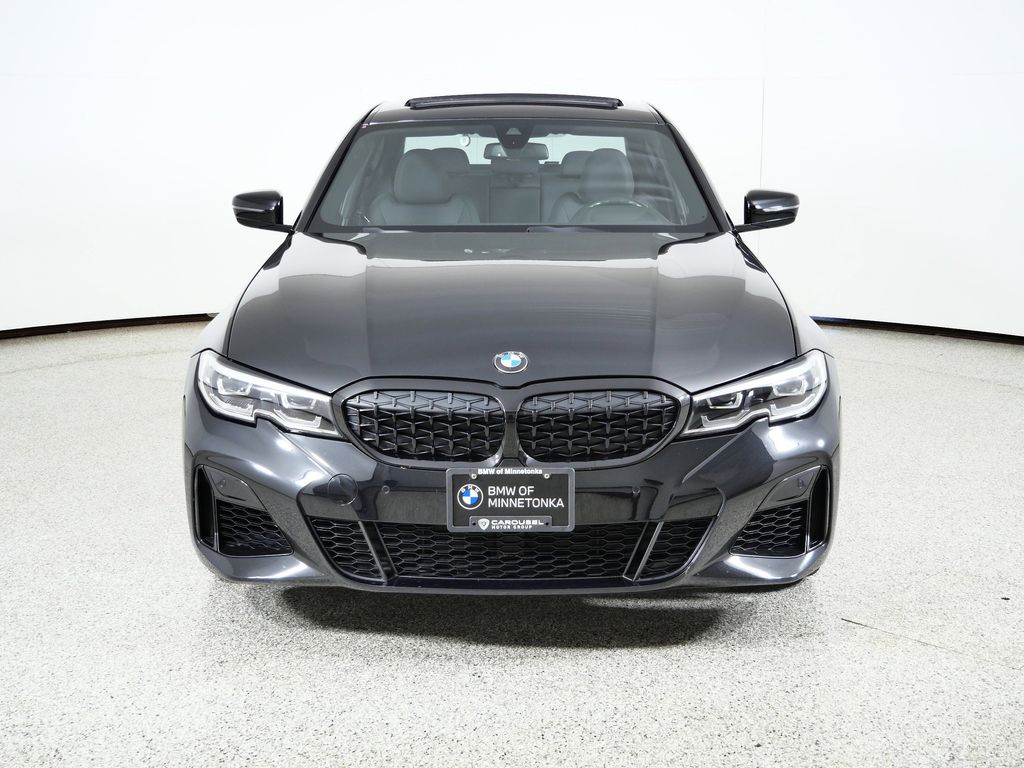 Thumbnail: 2021 BMW 3 Series - 3