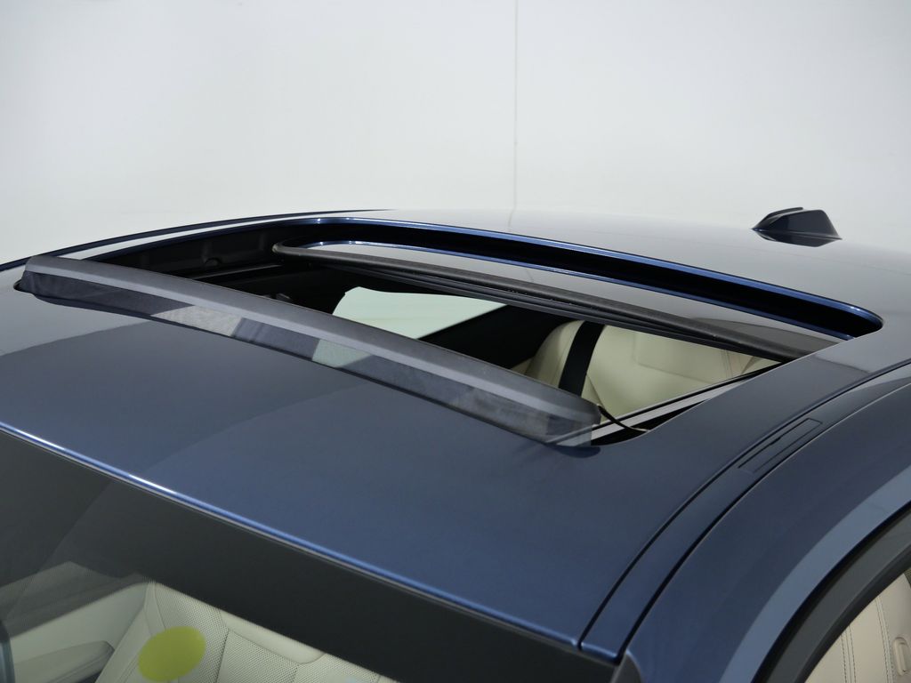 Thumbnail: 2026 BMW 4 Series - 18