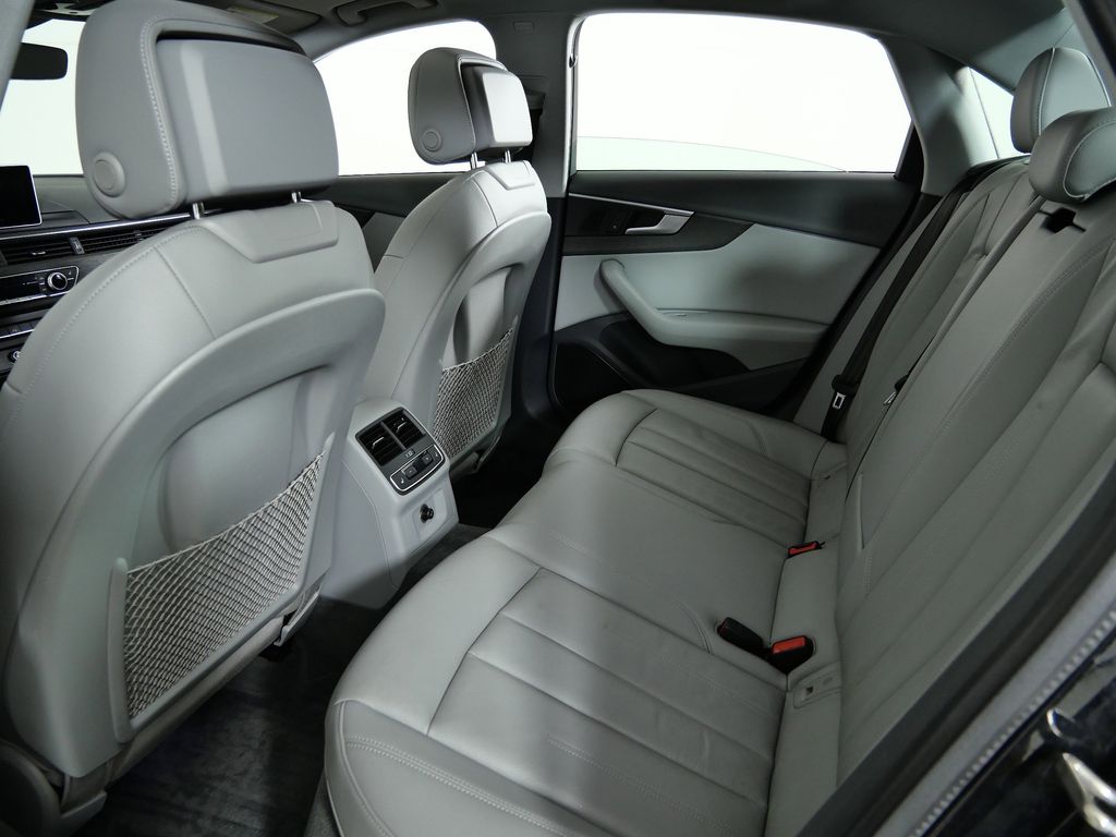 Thumbnail: 2018 Audi A4 - 31