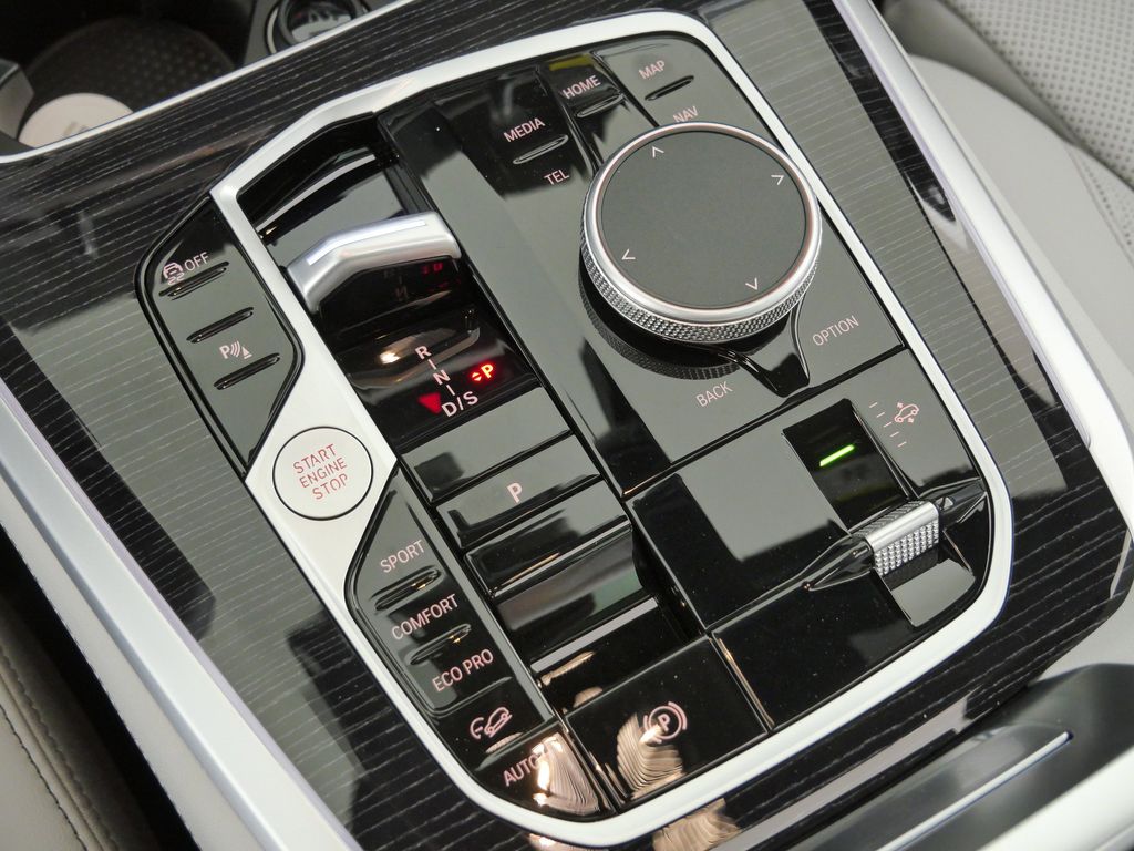 Thumbnail: 2026 BMW X5 - 48