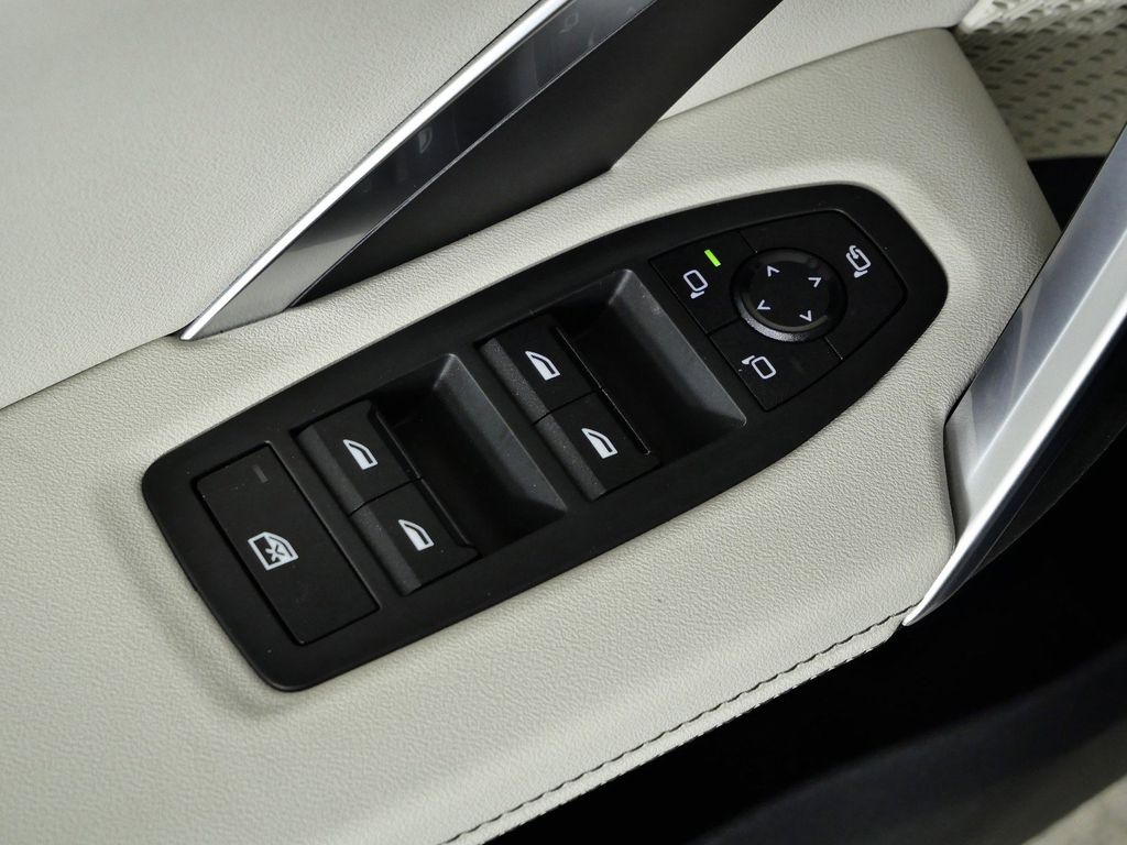 Thumbnail: 2026 BMW X1 - 34