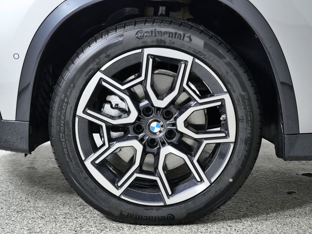 Thumbnail: 2026 BMW X1 - 19