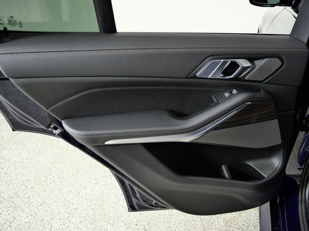 Thumbnail: 2026 BMW X5 - 31