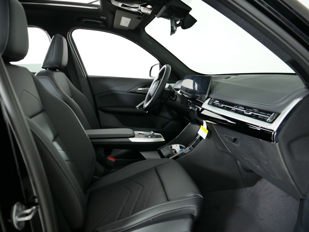 Thumbnail: 2025 BMW X1 - 20