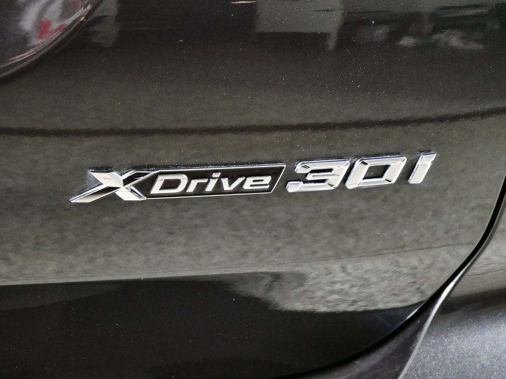 Thumbnail: 2024 BMW X3 - 12