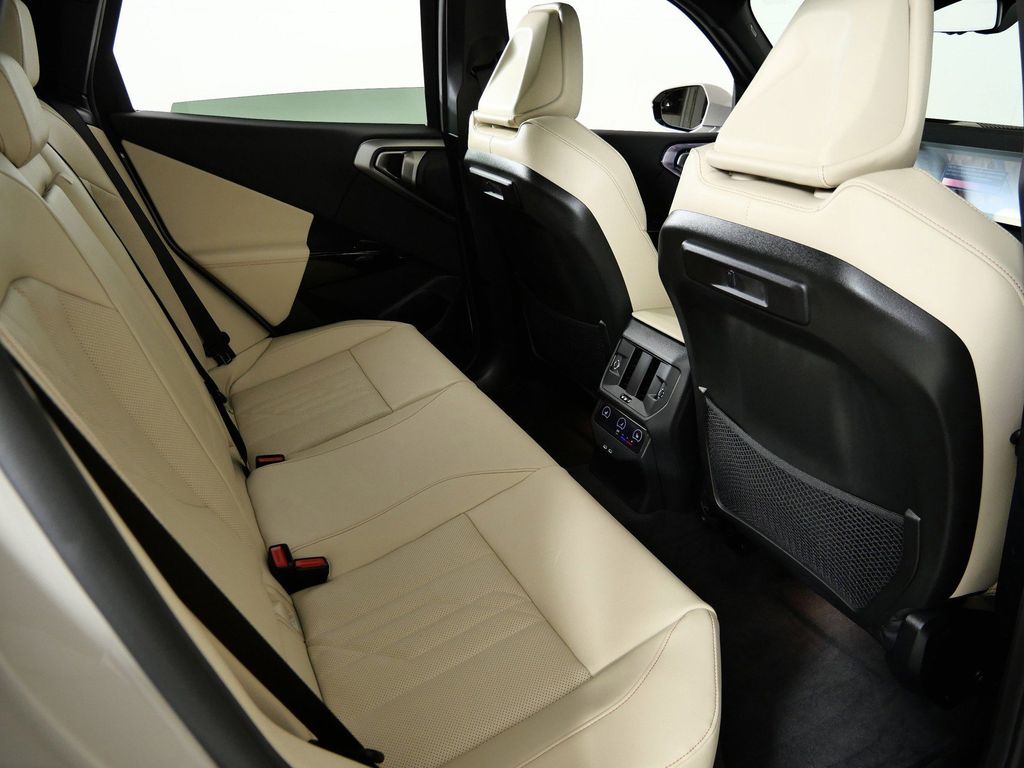 Thumbnail: 2026 BMW X3 - 25