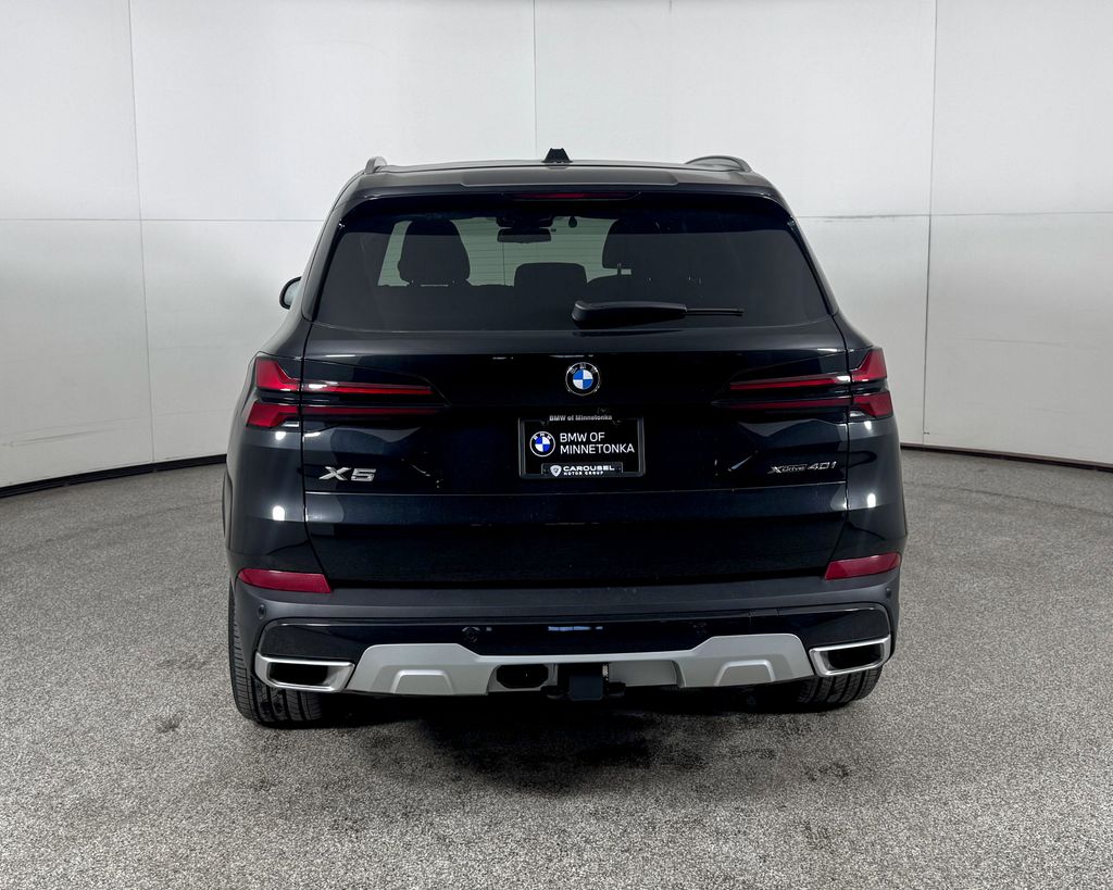 Thumbnail: 2025 BMW X5 - 8