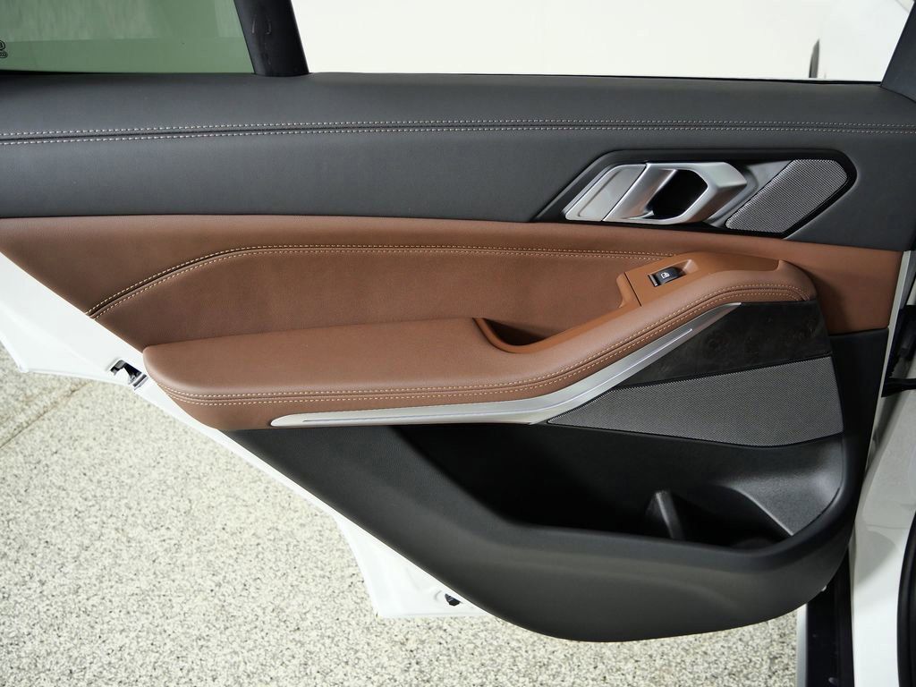 Thumbnail: 2026 BMW X5 - 32