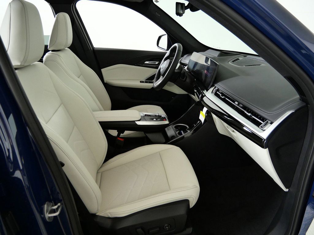 Thumbnail: 2026 BMW X1 - 20