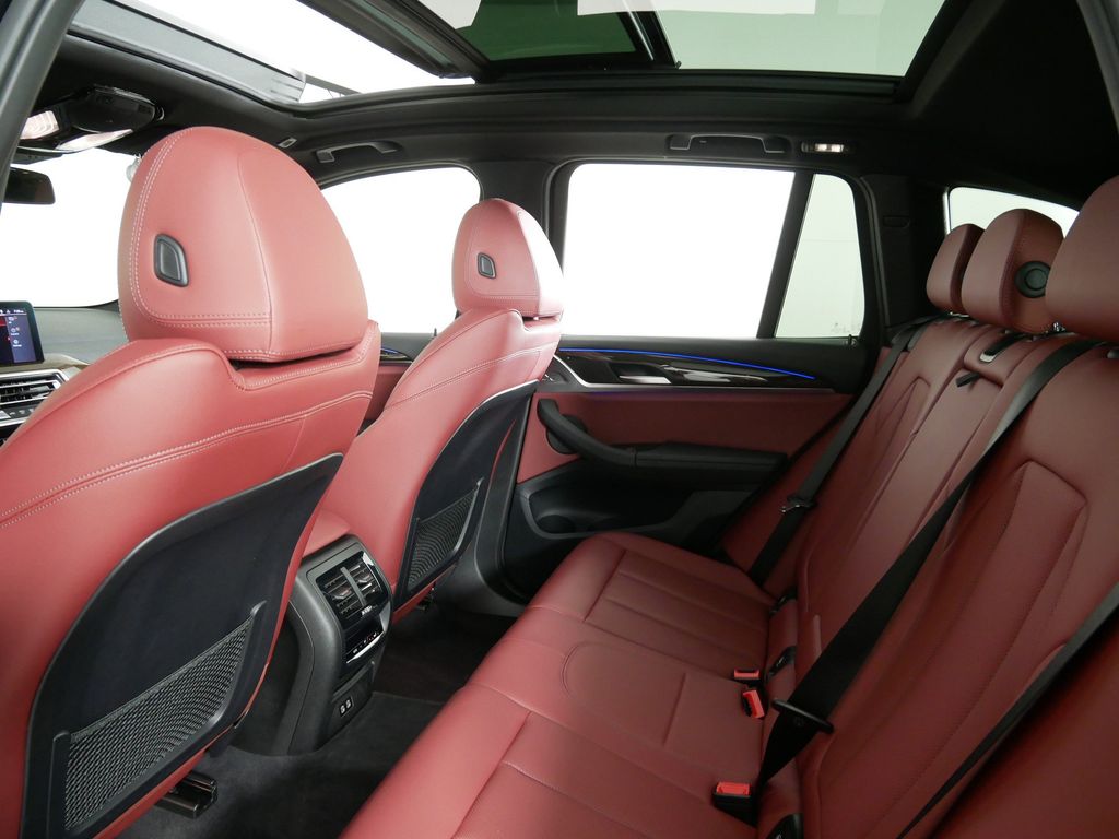Thumbnail: 2022 BMW X3 - 32