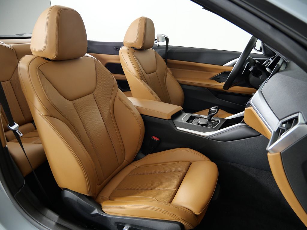 Thumbnail: 2022 BMW 4 Series - 26