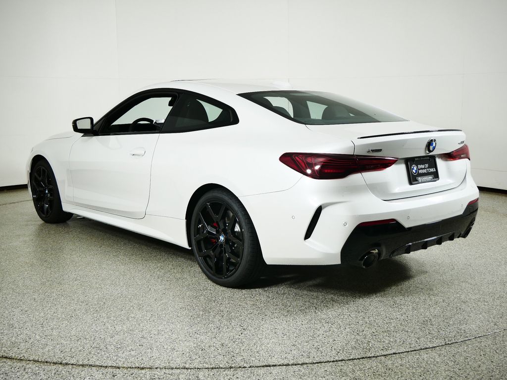 Thumbnail: 2026 BMW 4 Series - 13