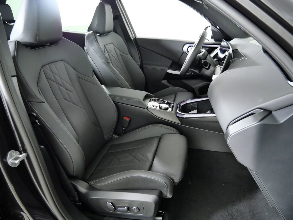 Thumbnail: 2026 BMW X3 - 24