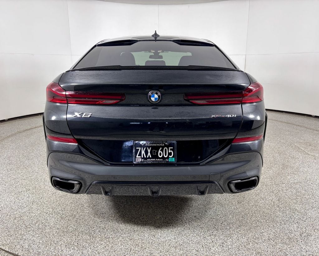 Thumbnail: 2022 BMW X6 - 8